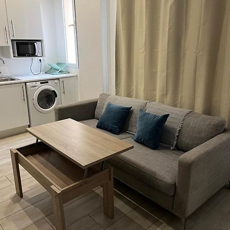 Malaga Velarde Center 3 Apartment Екстериор снимка