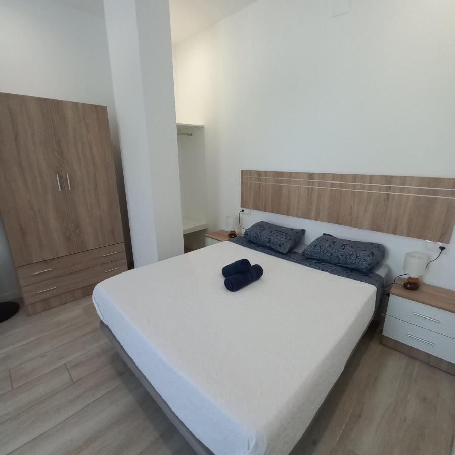 Malaga Velarde Center 3 Apartment Екстериор снимка