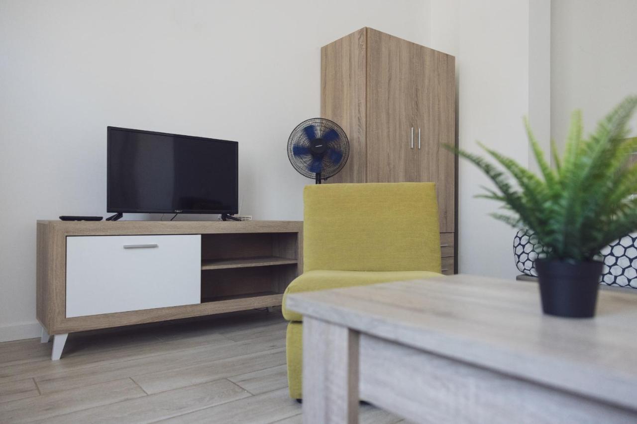 Malaga Velarde Center 3 Apartment Екстериор снимка