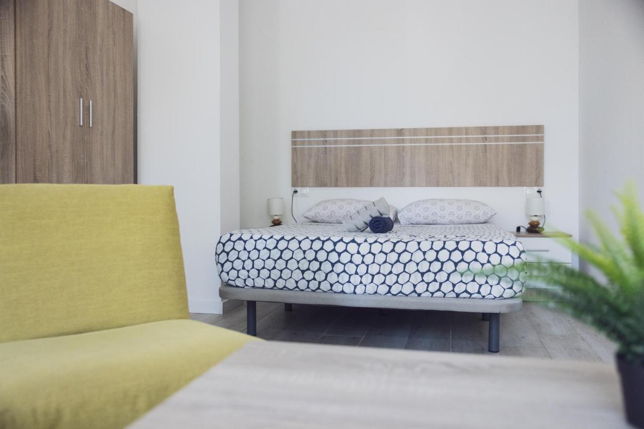 Malaga Velarde Center 3 Apartment Екстериор снимка