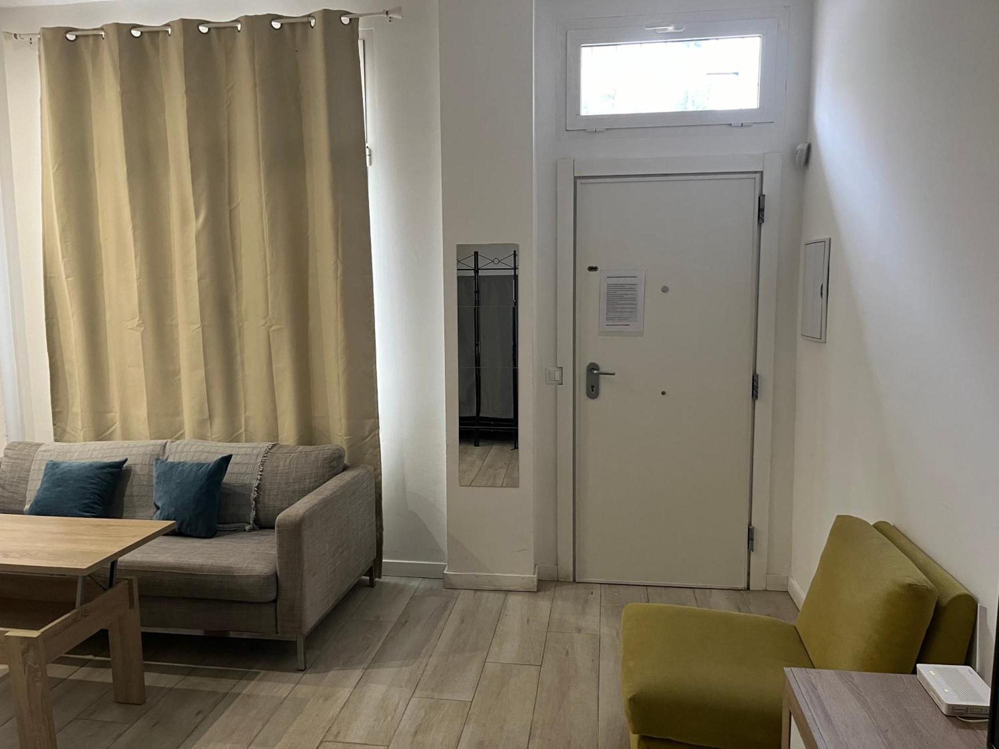 Malaga Velarde Center 3 Apartment Екстериор снимка